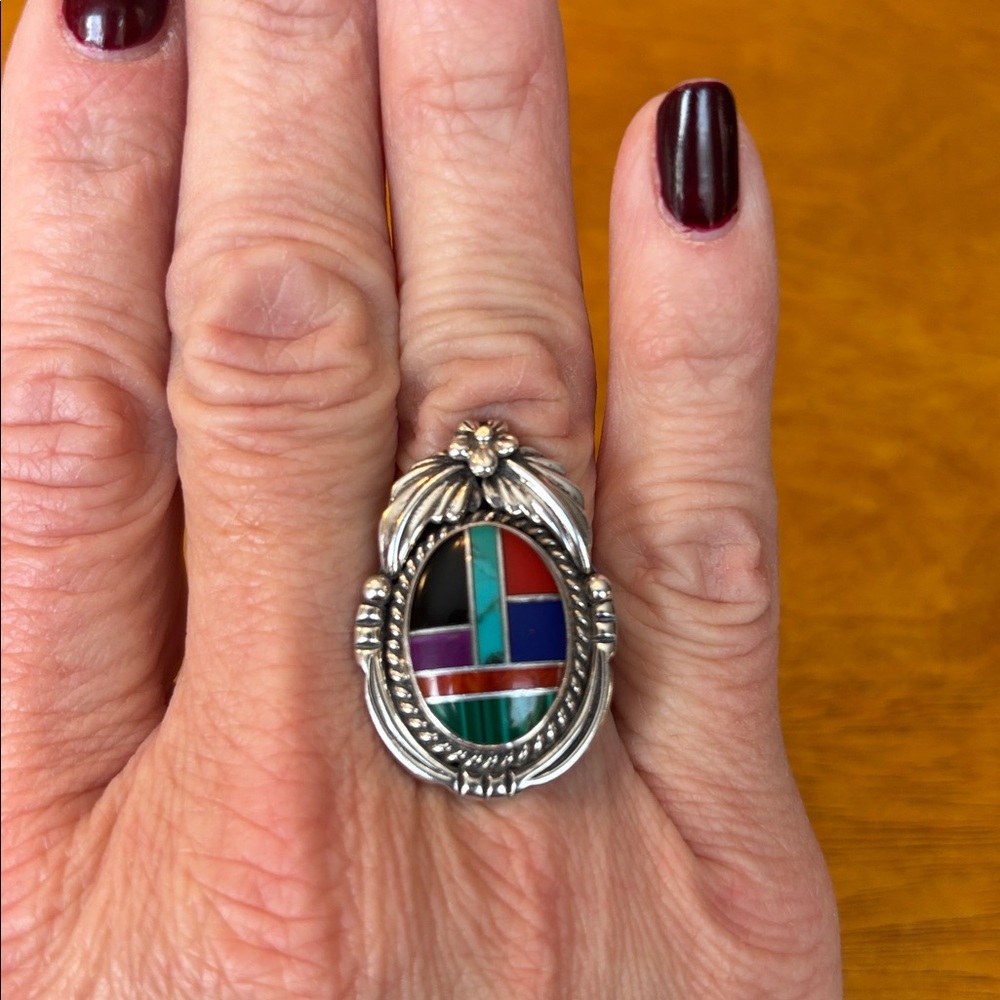 Genuine Sterling Silver Southwestern Multistone Design Oval Flower Ring